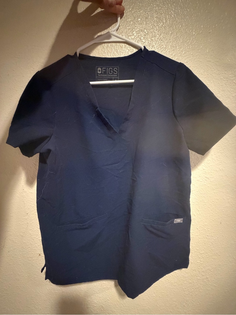 FIGS women’s Navy V‑Neck Medical Scrub Top